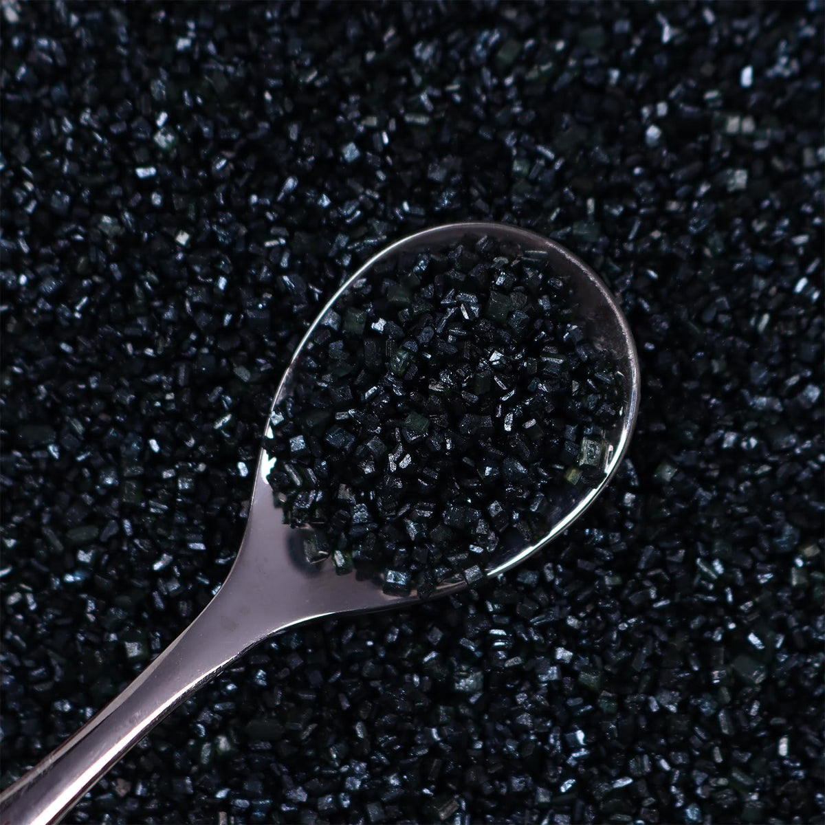 Sanding Sugar Black Edible Sugar Sprinkles Sanding Sugar for Cake Decorating, Sparkling Edible Crystal Candy for Wedding Party Baking Cupcake Cookie Ice Cream Decoration Supplies - 5.3 oz